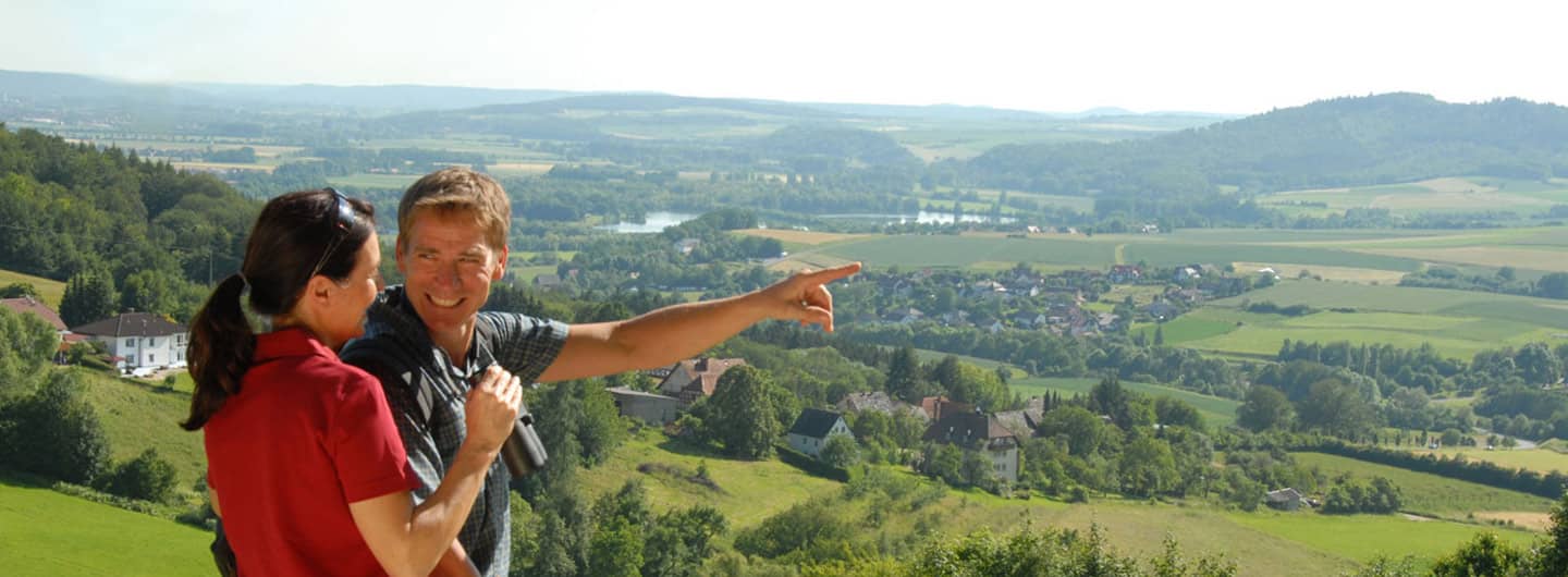 Nedensdorf gehört zu Bad Staffelstein und liegt im oberfränkischen Landkreis Lichtenfels im „Gottesgarten am Obermain“, der viele Sehenswürdigkeiten aufweist.